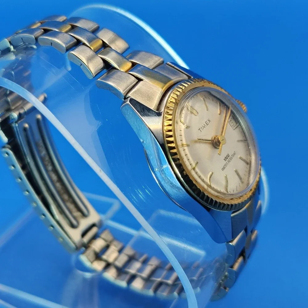 Vintage 1973 Timex Presidential Date 24mm Women's Mechanical‎ Wind Watch S. 5.75